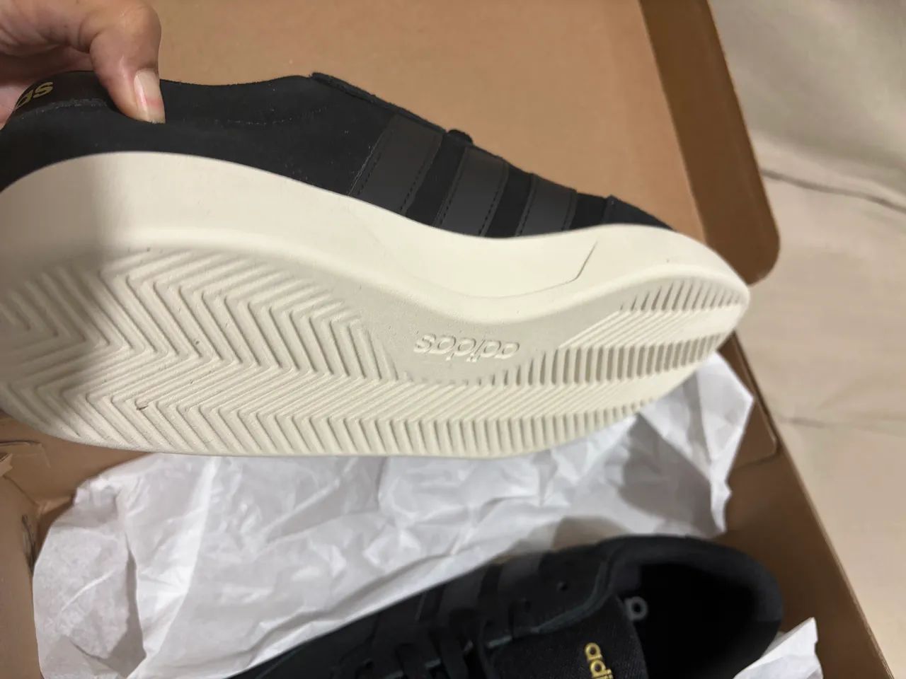Tênis adidas