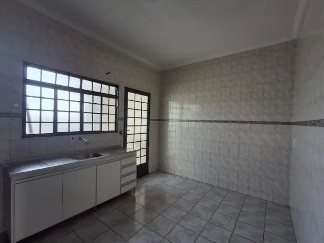Casa/Sobrado Pirassununga/SP 2 dormts + garagem - Foto 4