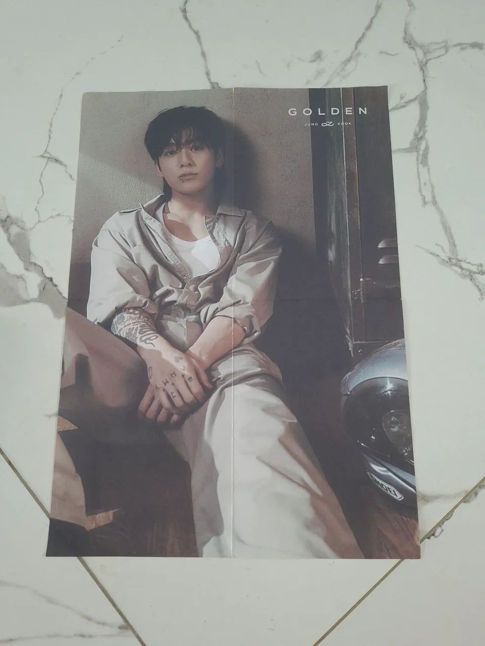 Álbum solo Jung Kook GOLDEN (Solid ver.). - Foto 5
