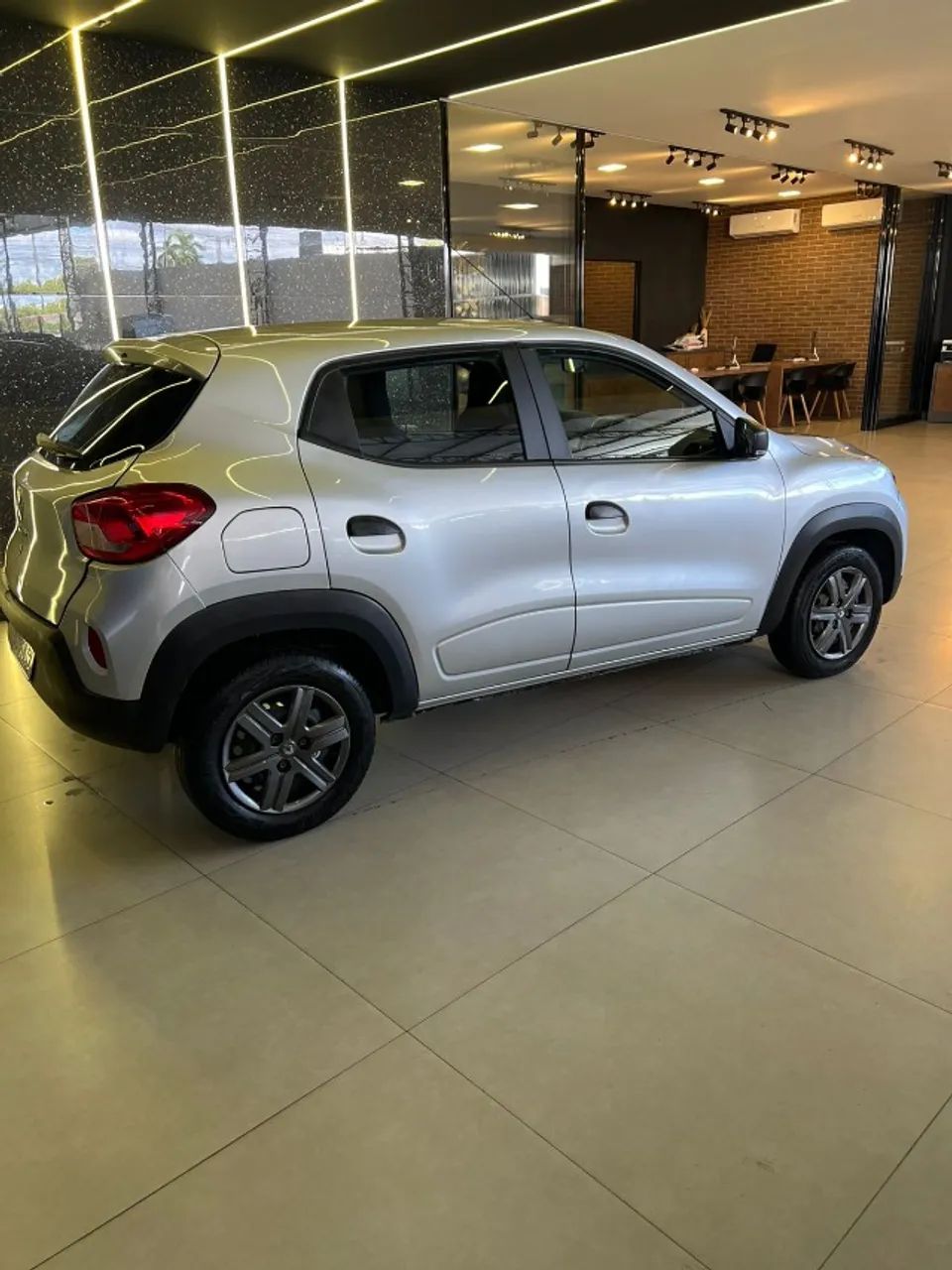 Renault Kwid Zen 1.0 Flex 12V 5P Mec. 2025 - Foto 4