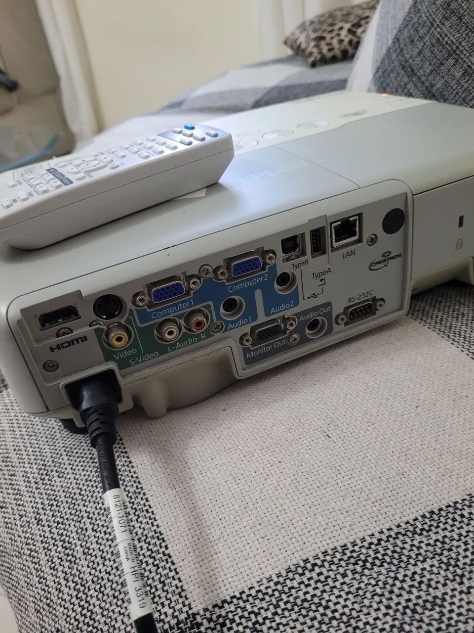 Projetor Epson power lite 93+ - Foto 4