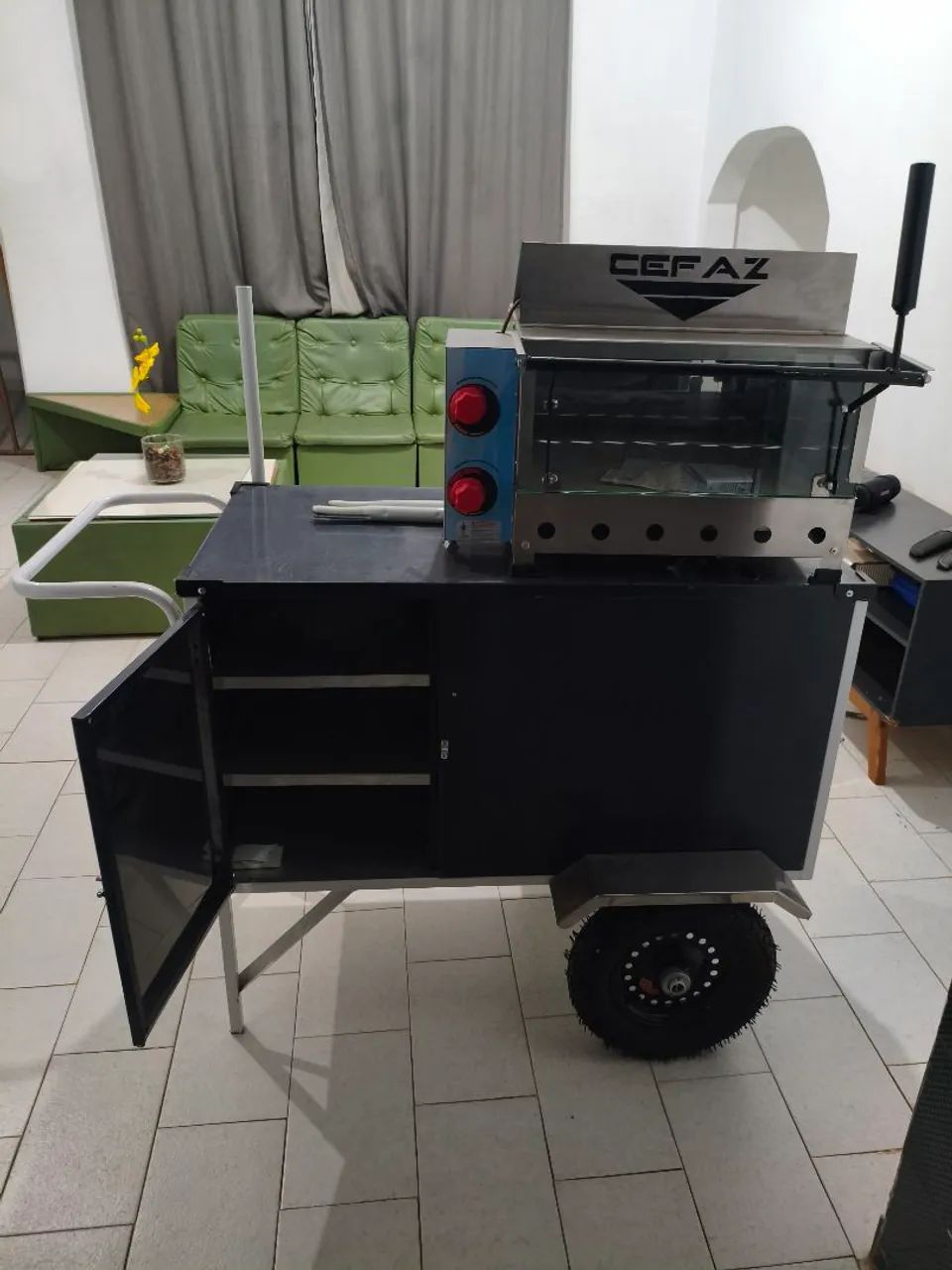 Carrinho Ambulante com Forno. - Foto 3