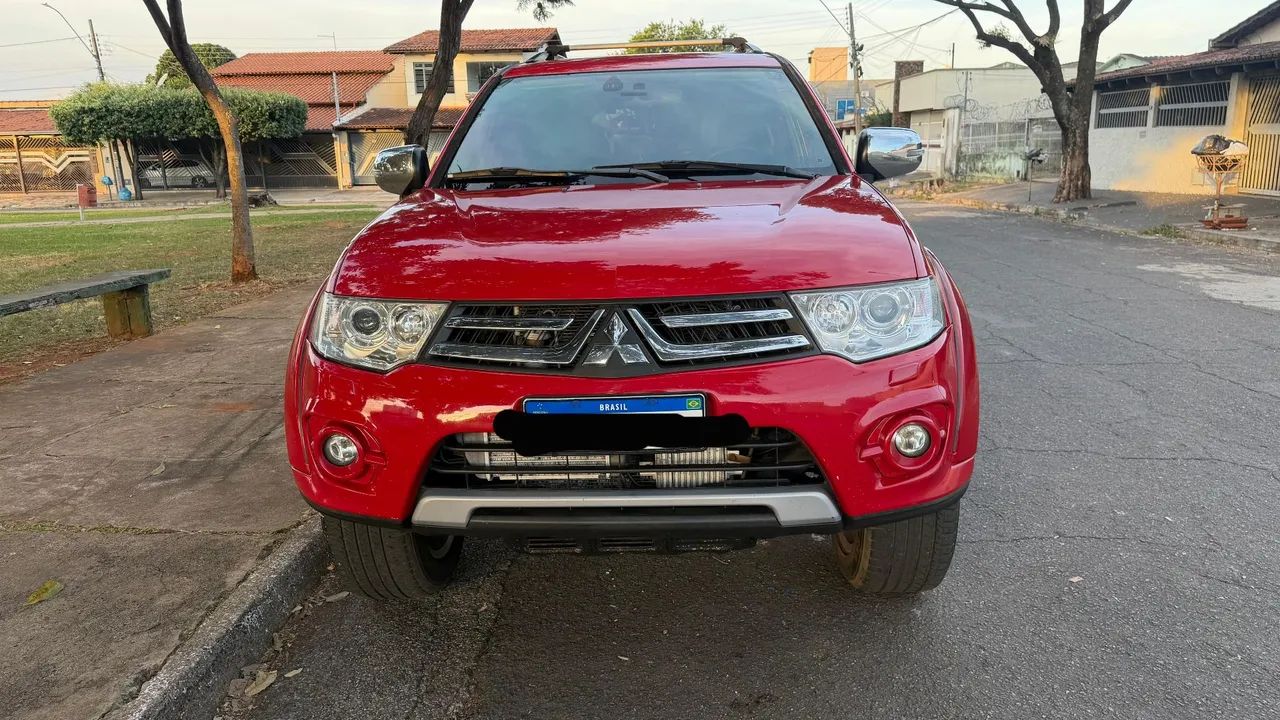 Mitsubishi Pajero 2015