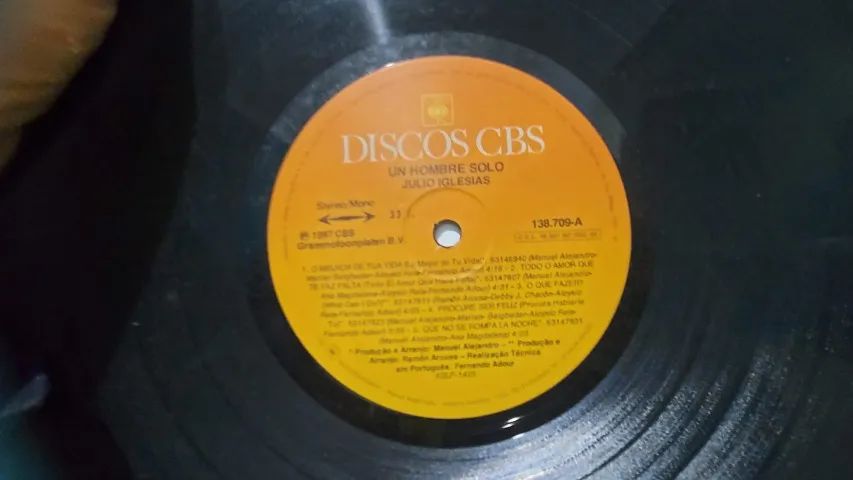 4 discos de vinil Júlio Iglesias - Foto 2