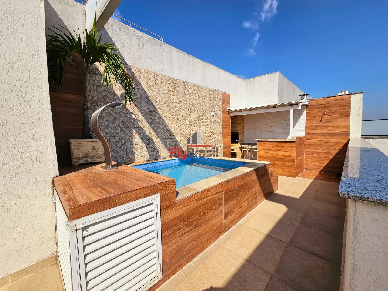 Linda cobertura duplex com 3 quartos no Centro de Nova Iguaçu