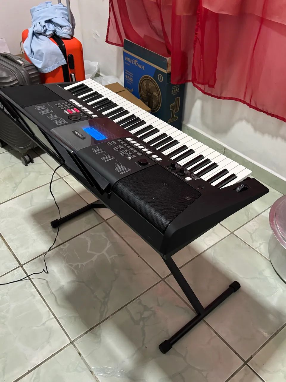 Teclado eletrônico Yamaha PSR-E453 + Suporte + Capa | 61 teclas - Foto 5