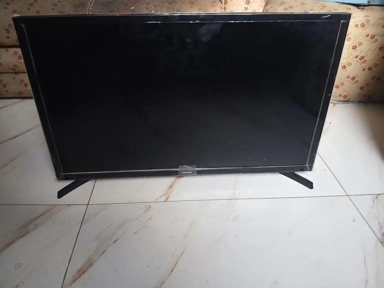 TV Samsung  smart 32 polegadas. 