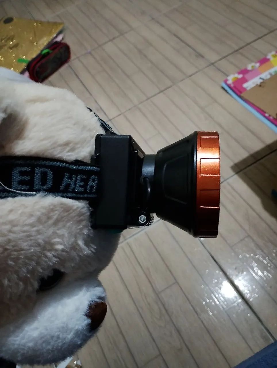 Lanterna de cabeça - Foto 2