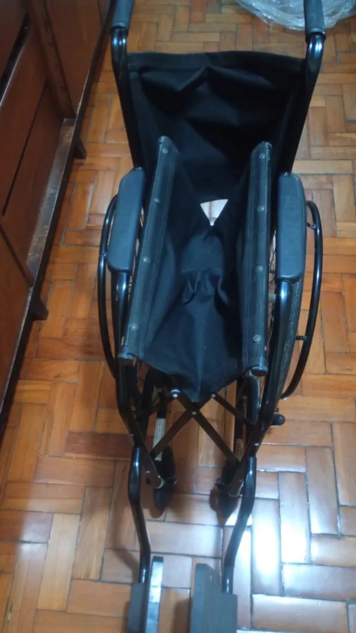 Cadeira de Rodas  - Foto 3