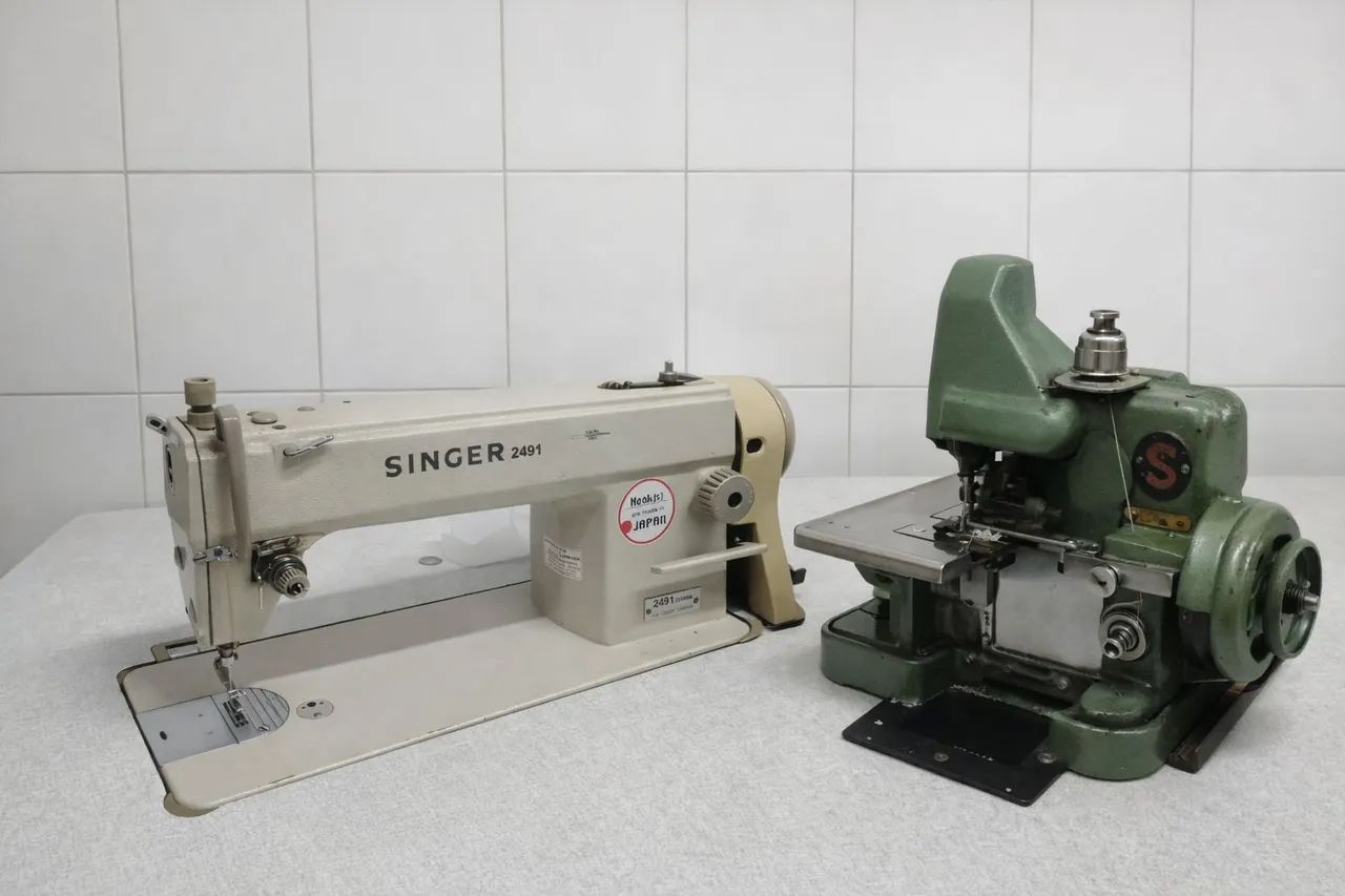 Máquina de Costura Singer e Overloque 