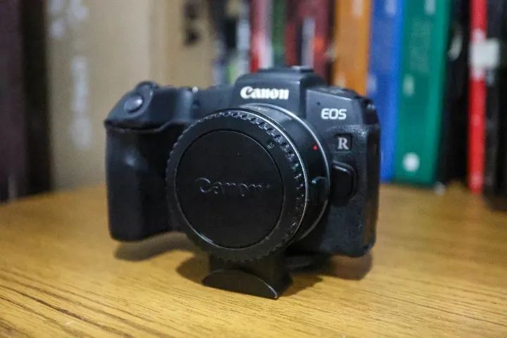 Canon RP Miroless Fullframe