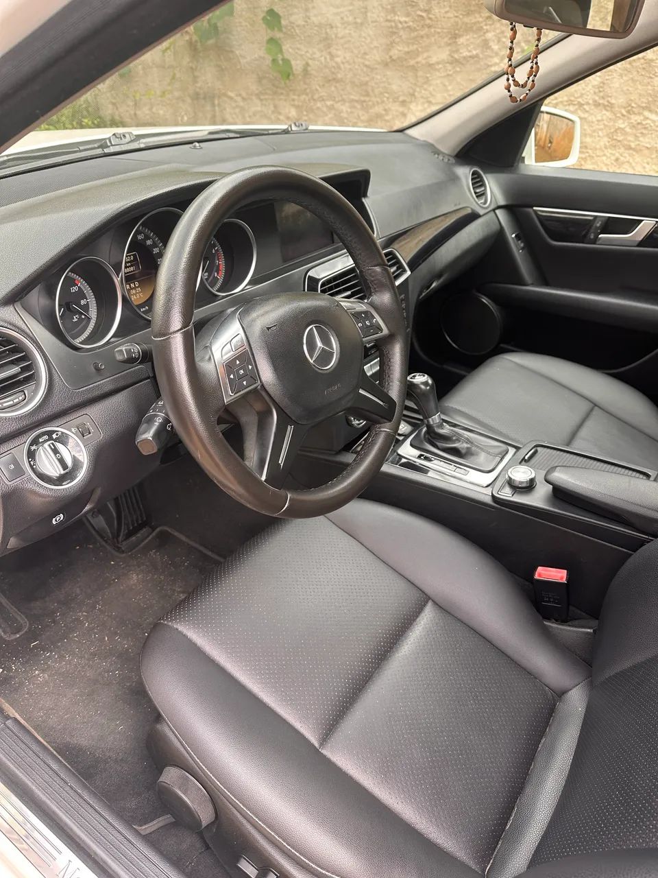 Mercedes-Benz C-180 CGI Classic 1.8 16V 156cv Aut. 2012