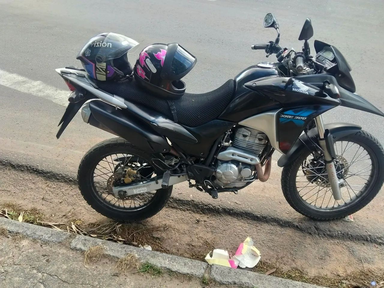 Vendo XRE 300 ABS 2014 - Foto 5