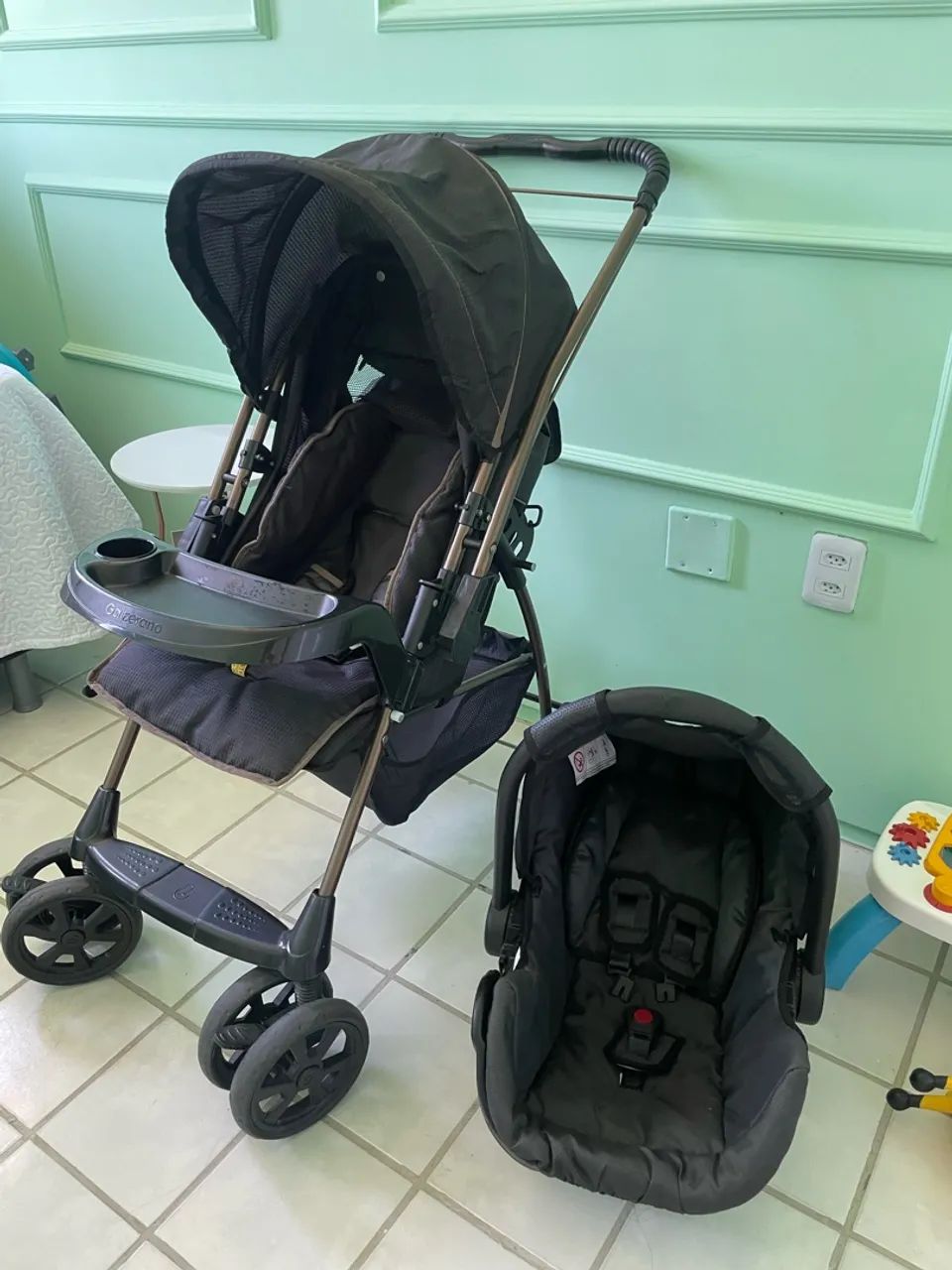 Vendo carrinho e bebê conforto  - Foto 3