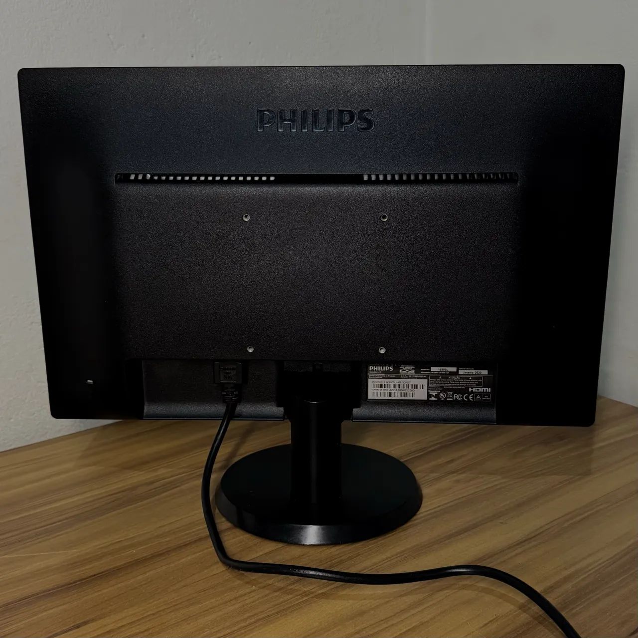 Monitor Philips 19? LED HDMI - Excelente Estado - Foto 4