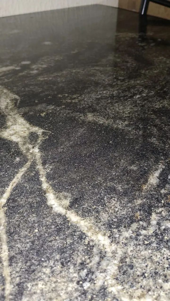 Mesa de granito+4 cadeiras R$500,00  - Foto 2