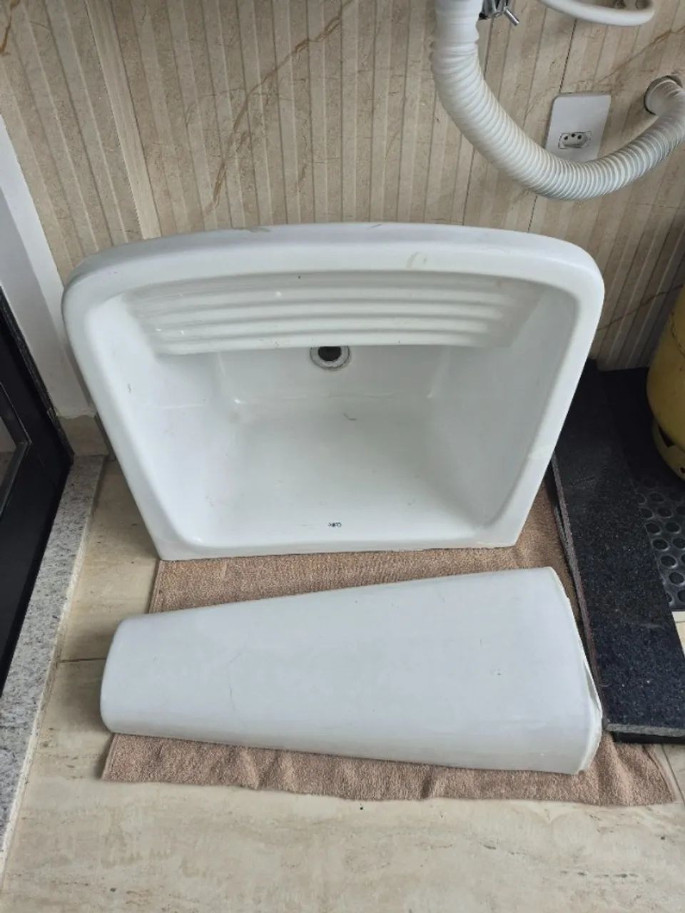 Kit Completo Tanque  Com Coluna Branco CELITE - Foto 2