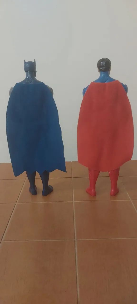 Bonecos DC Batman e Superman - Foto 2
