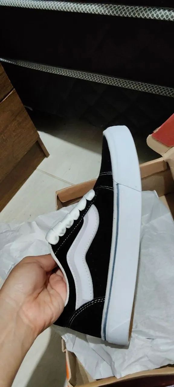 TÊNIS PRETO E BRANCO ESTILO VANS  - Foto 2