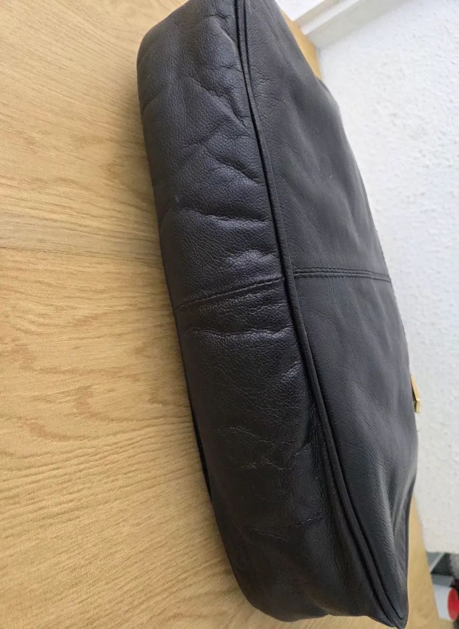 bolsa le postiche couro legitimo preta - Foto 3