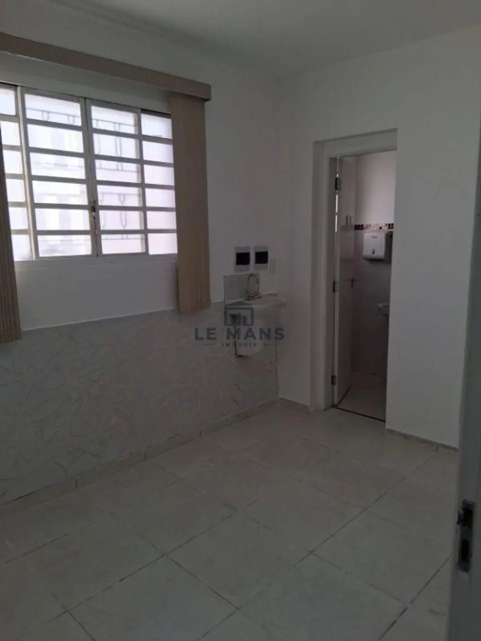 Sala para alugar em Piracicaba, Alto, com 14 m²