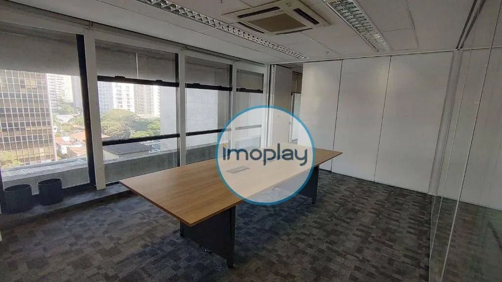 Laje comercial com 698m² mobiliado, carpete, 02 banheiros com acessibilidade, copa e 25 va - Foto 4