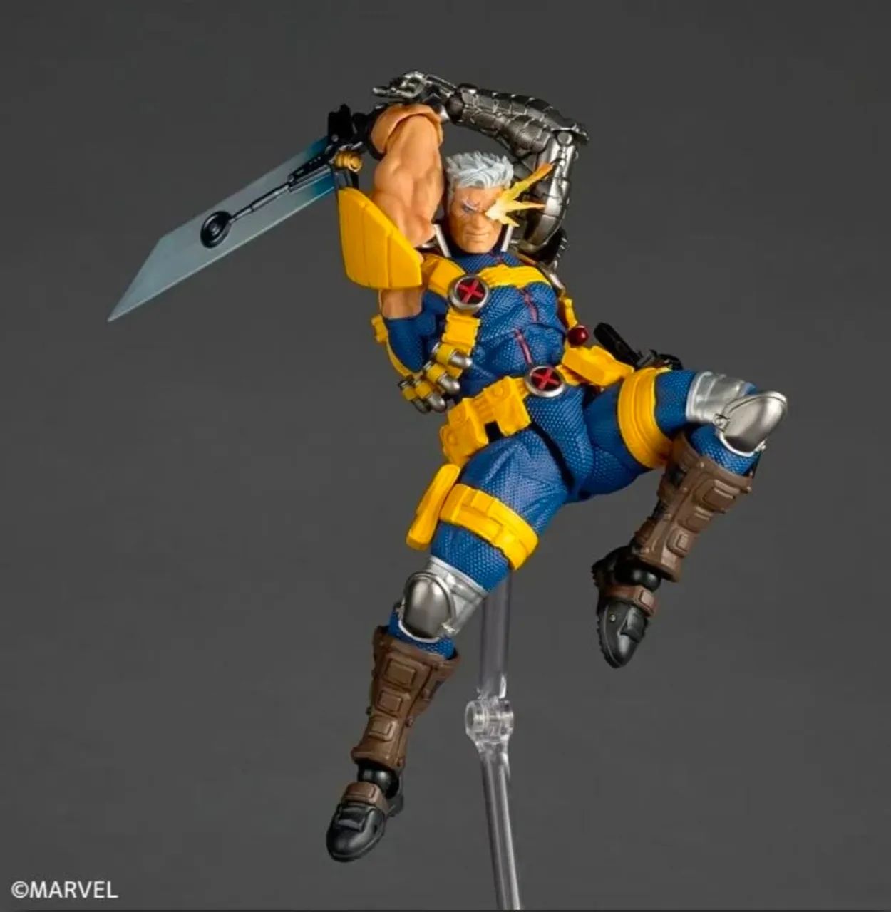 Marvel Amazing Yamaguchi Revoltech Cable 1.5  - Foto 3