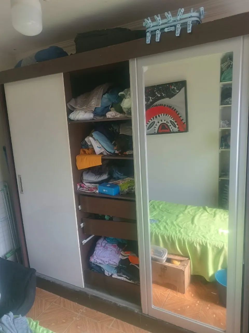 Guarda roupa casal com espelho grande  - Foto 5