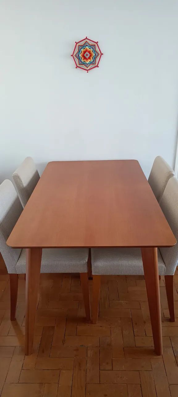 Conjunto de jantar (mesa e 4 cadeiras) - Foto 2
