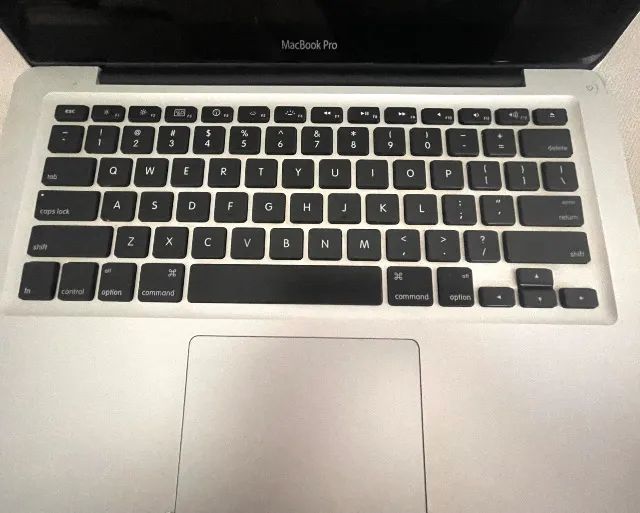 Apple MacBook Pro(13-inch, Early 2011) 2,3 GHz Intel Core i5 - 8