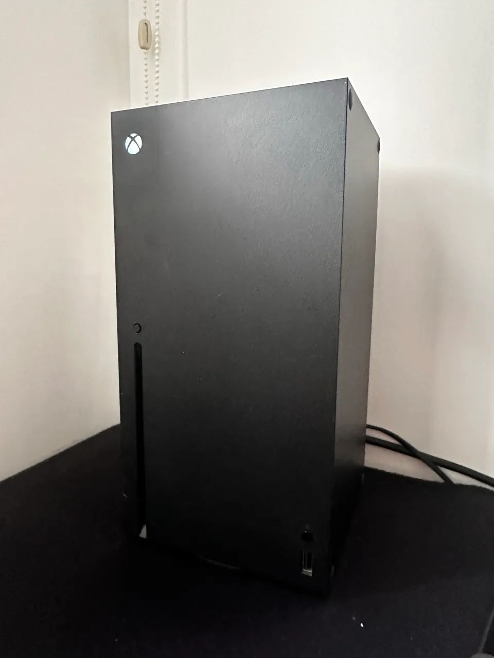 XBOX Series X 1TB ssd - 1 controle + 2 jogos - Foto 3