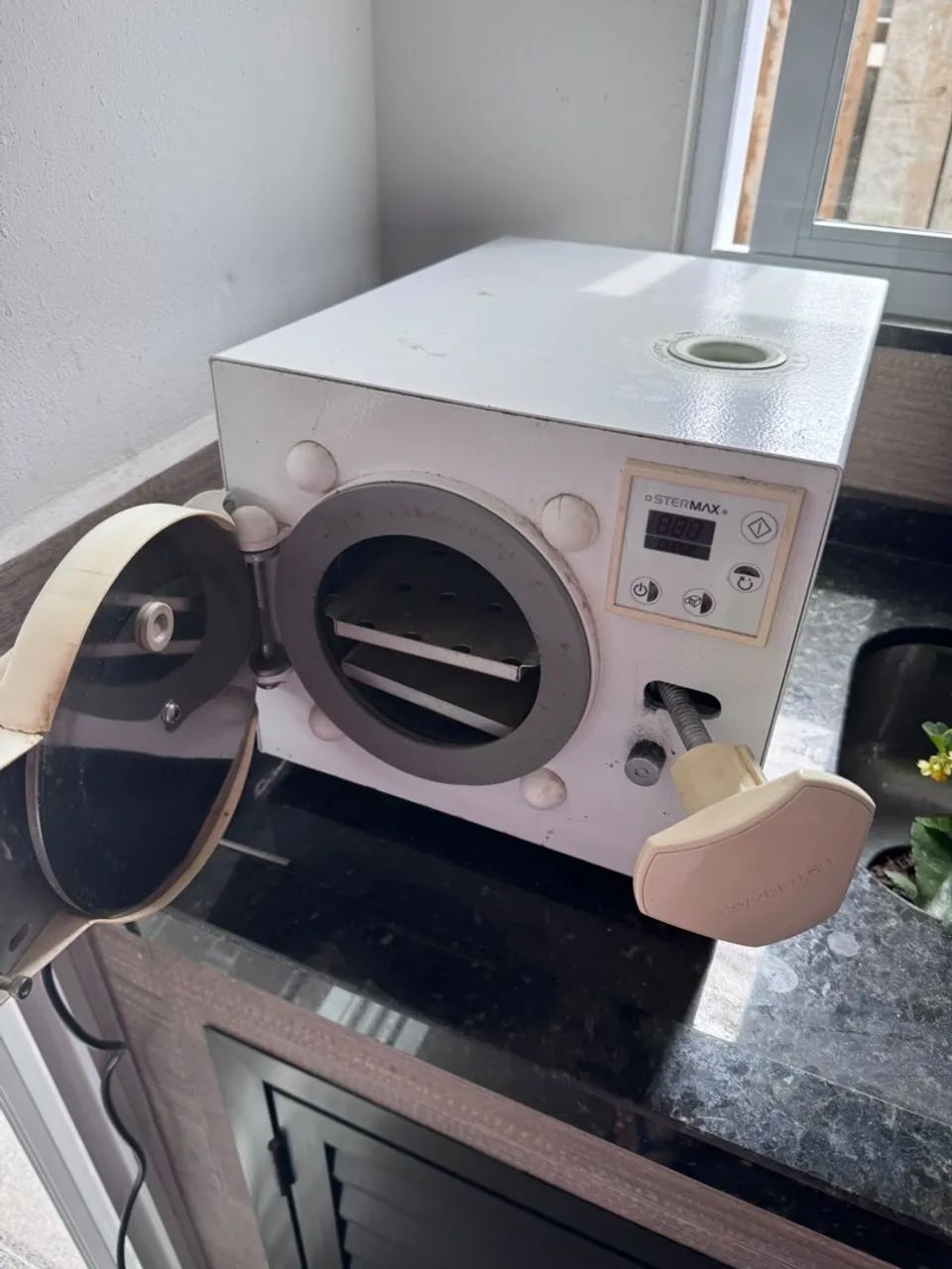 Auto clave usada ,pra quem precisa de uma usada com ótimo preco ,marca Brudine ! - Foto 3