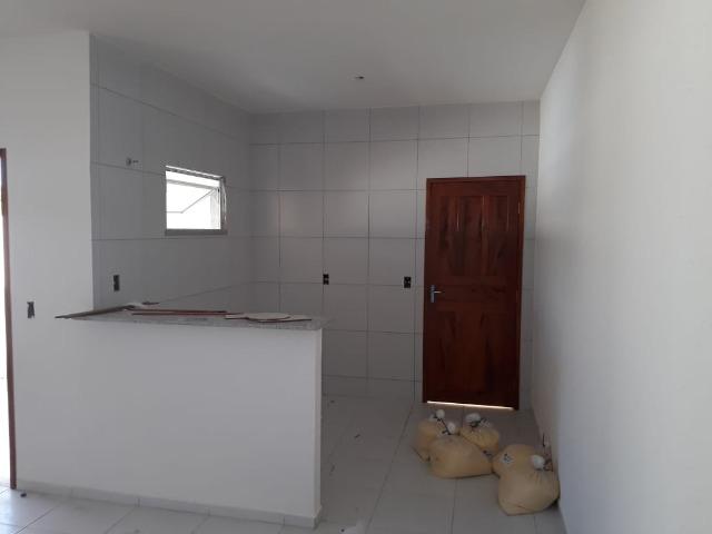 Excelente casa 8m de frente com doc. grátis - Foto 3