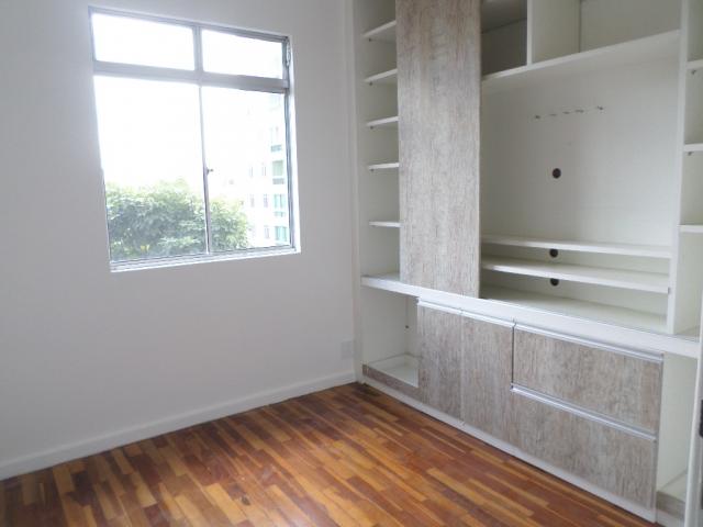 Beânia: 3 quartos 2 vagas ótima localização - Foto 5