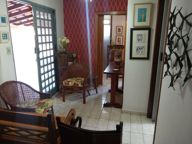 Chalé 3 dormitórios,sala, cozinha, mobiliado, garagem - Foto 9