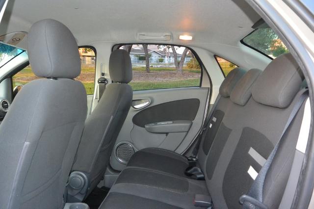 Grand Siena Essence 1.6 Dualogic Flex - Foto 7