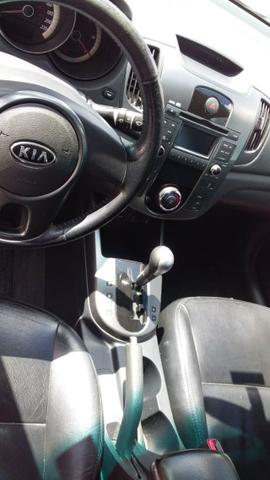 Kia cerato ex 1.6 (completo impecavel) - Foto 8