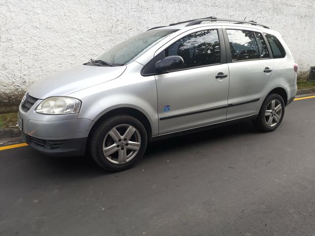 Carro Spacefox Route 1.6 2010 completo Excelente
