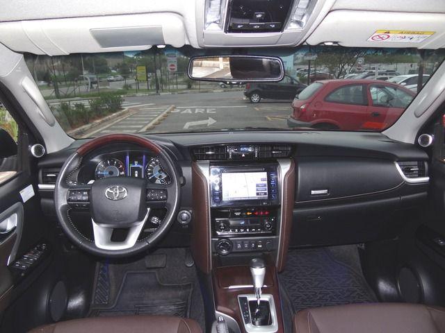 Hilux SW4 SRX 4x4 2.8 TDI 16V Dies. Aut. - Foto 6