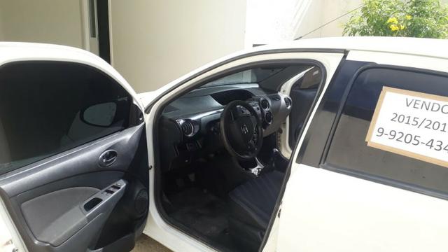 Etios sedã 2015/2016 1.5 4 pneus novos whatsapp - Foto 4