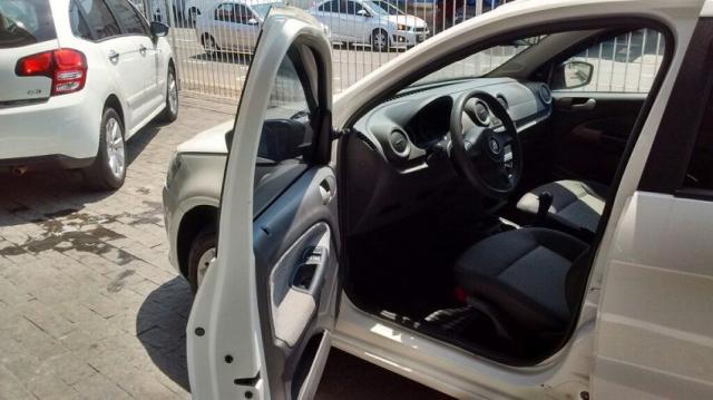 VOLKSWAGEN GOL G6 1.0 8V FLEX Branco 2013/2014 - Foto 5