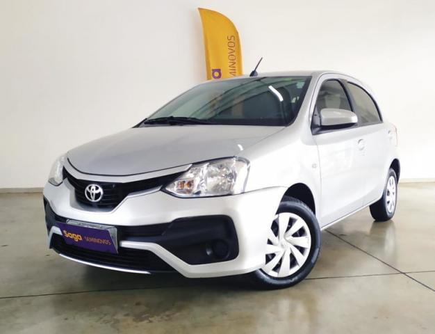 TOYOTA ETIOS HB XS 15 MT