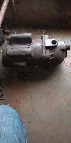 Bomba autoaspirante de 1/4cv Dancor 127volts - Foto 4