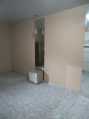 Alugo linda Casa com 03 Quartos sendo 1 Suíte em Manoa - Foto 8