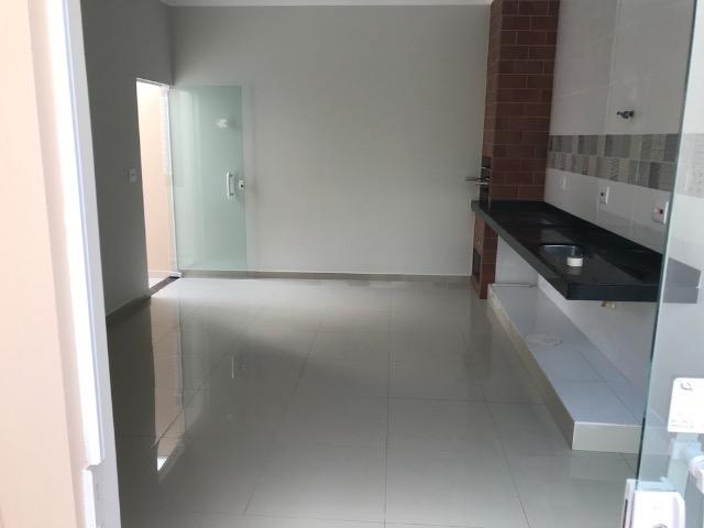 Casa nova 150m em condomínio fechado - suite - closet - area de churrasco - Foto 13