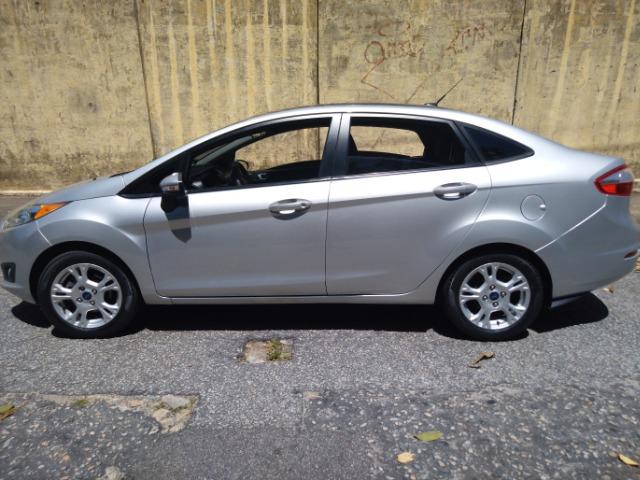 New Fiesta Sedan 1.6 2013/2014 Particular - Foto 9