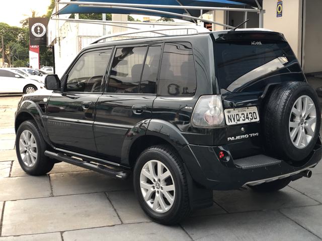 Pajero tr4 Flex 2011 4x4 - Foto 8