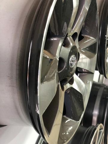 Rodas Aro 17 Toyota Hilux Original SRV Graphite Diamond - Foto 5