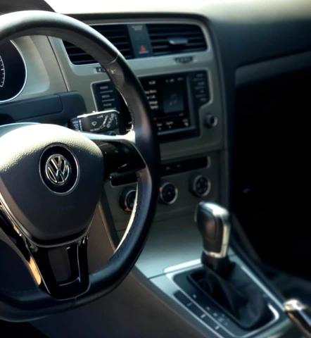 Vw - Golf Comfortline 1.6 MSI / Câmbio Automático-Tiptronic / Apenas 36900 Km / Raridade - Foto 18