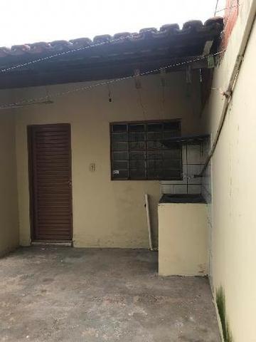 Vendo imóvel para renda, 3 unidades (2 quartos) e 1 unidade (3 quartos). Capuava- Goiânia - Foto 13